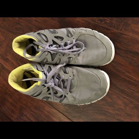 NIKE h20 repel RUNning sHOES WOMEN'S - Picture 3 of 8